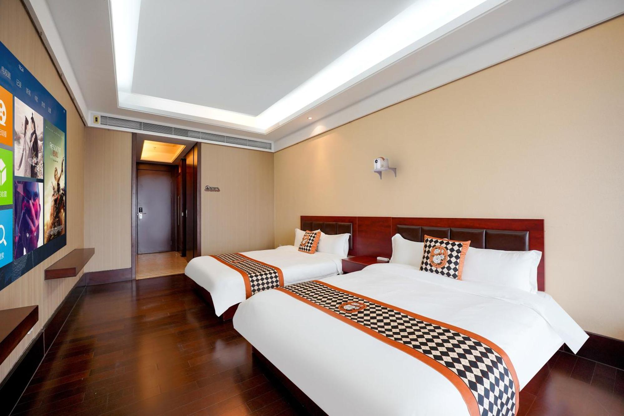 Ht Legend Hotel Changgang Metro Station Exit F -Direct To Canton Fair Exterior photo